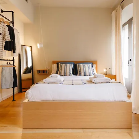 Bravissimo Nou 3, Two Bedroom Centre Χιρόνα