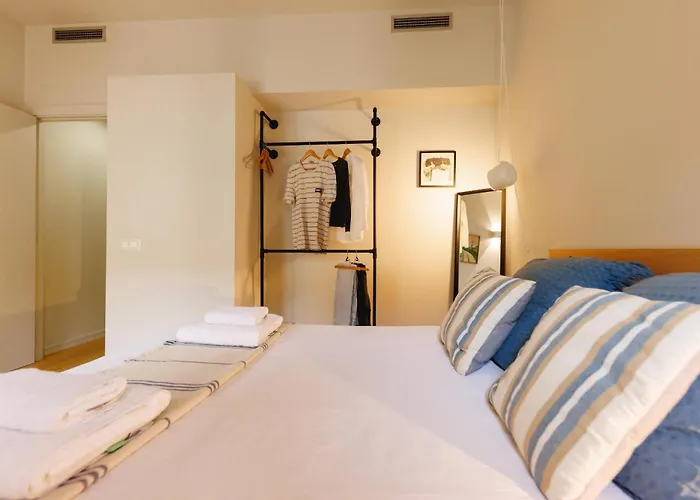 Bravissimo Nou 3, Two Bedroom Centre Gérone