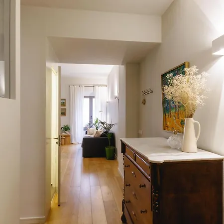 아파트 Bravissimo Nou 3, Two Bedroom Centre *