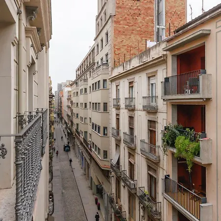 아파트 Bravissimo Nou 3, Two Bedroom Centre *